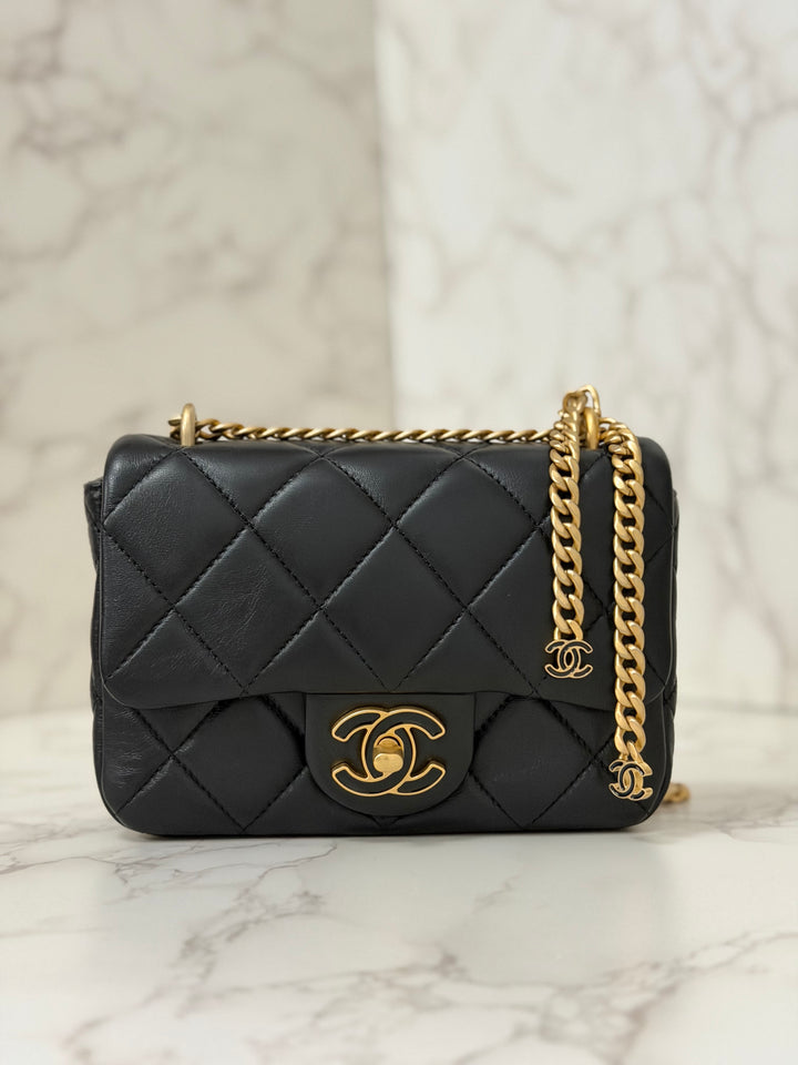 CHANEL Resin CC Black Lambskin Aged GHW Seasonal Flap Bag 2023