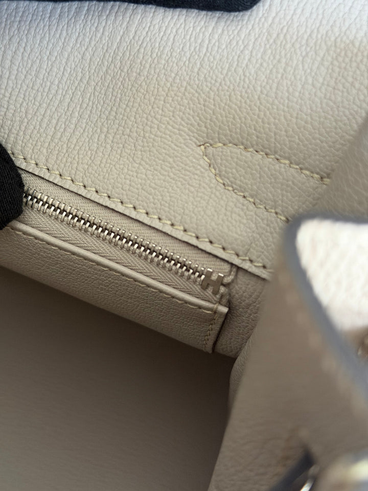 Hermès Gris Tourterelle Togo Leather PHW Birkin 30 Stamp T 2015