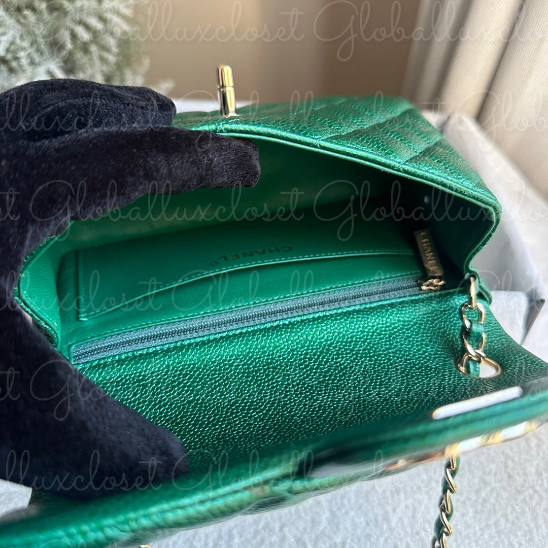 CHANEL 18S Series 25 Emerald Green Caviar LGHW Mini rectangular flap bag 2018 RARE UNICORN FIND