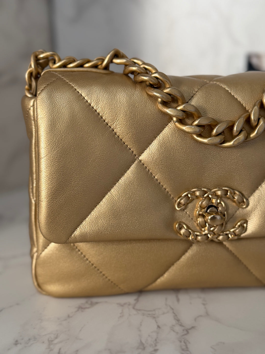 CHANEL series 30 2020 Gold metallic Goatskin 19 size Small with Mixed Hardware