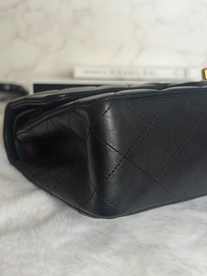 CHANEL series 14 Black Lambskin GHW Medium ML Timeless Classic Double Flap Bag 2011