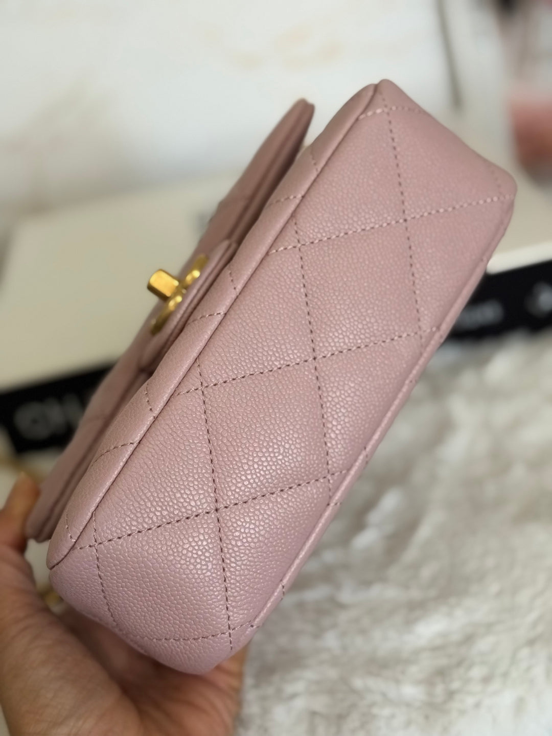 CHANEL 24P Muted Mauve Pink Caviar Heart Adjustable Chain Flap Bag with aged GHW 2024