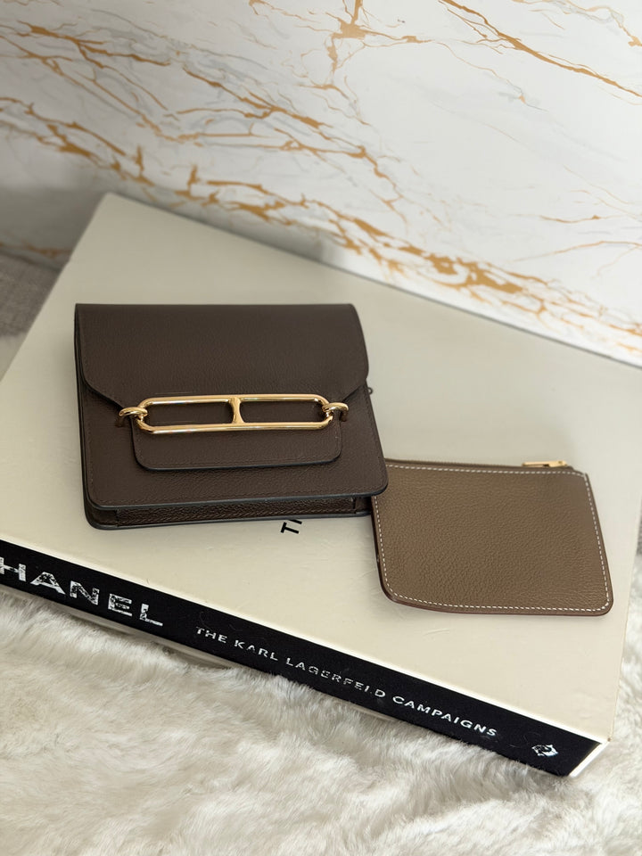 HERMÈS Mini Roulis Slim Wallet in Ecorce outer and Etoupe inner Evercolor leather GHW