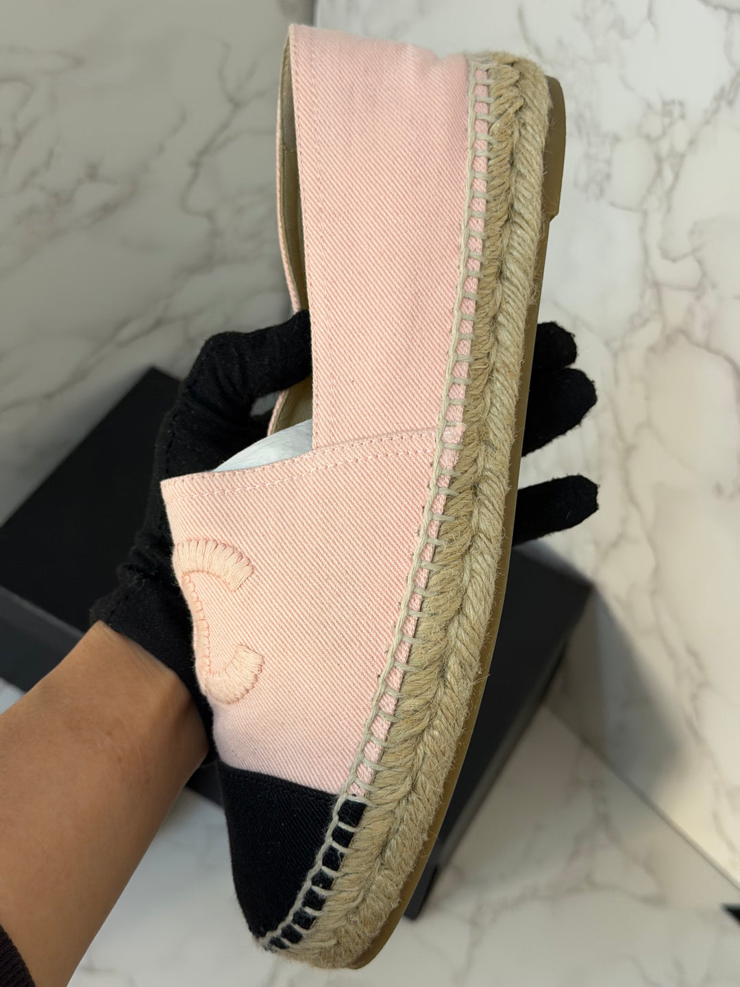 CHANEL Light Peachy Pink/Black Espadrilles Size EU 40