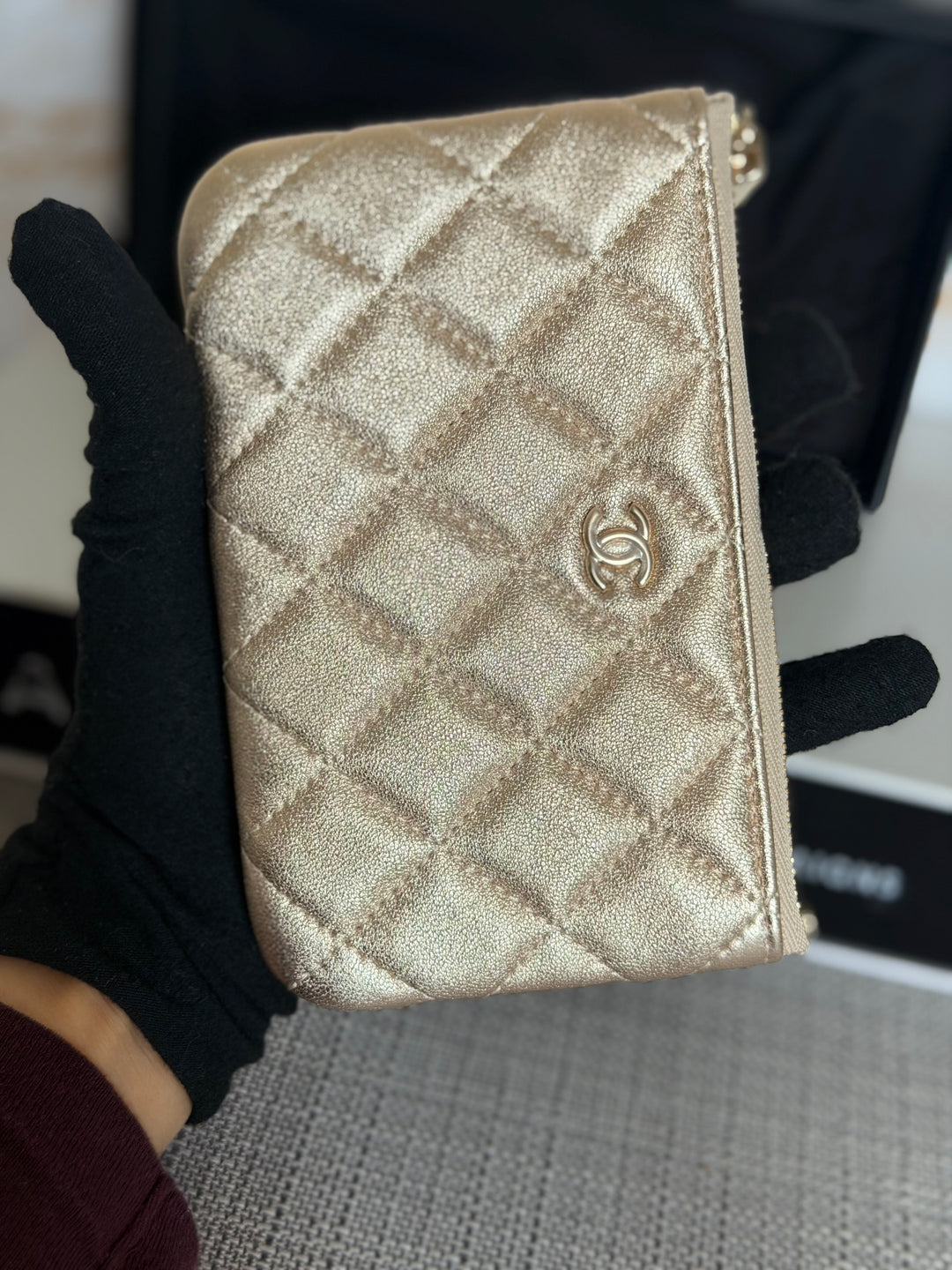 CHANEL 21P Metallic Gold Lambskin LGHW Mini O Case Pouch 15 cms