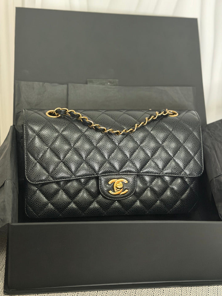 CHANEL 2022 Black Caviar GHW Timeless Classic Medium ML 11.12 Double Flap Bag
