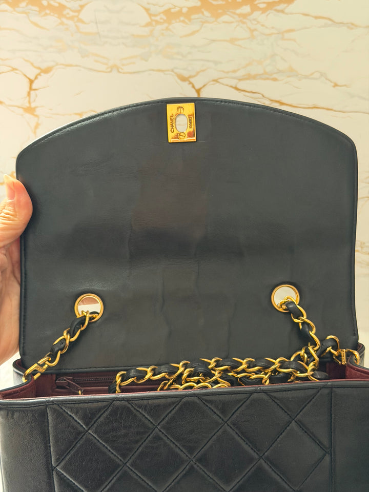 CHANEL Vintage series 2 24k GHW Hardware Diana Flap Bag size SMALL 1991-1994