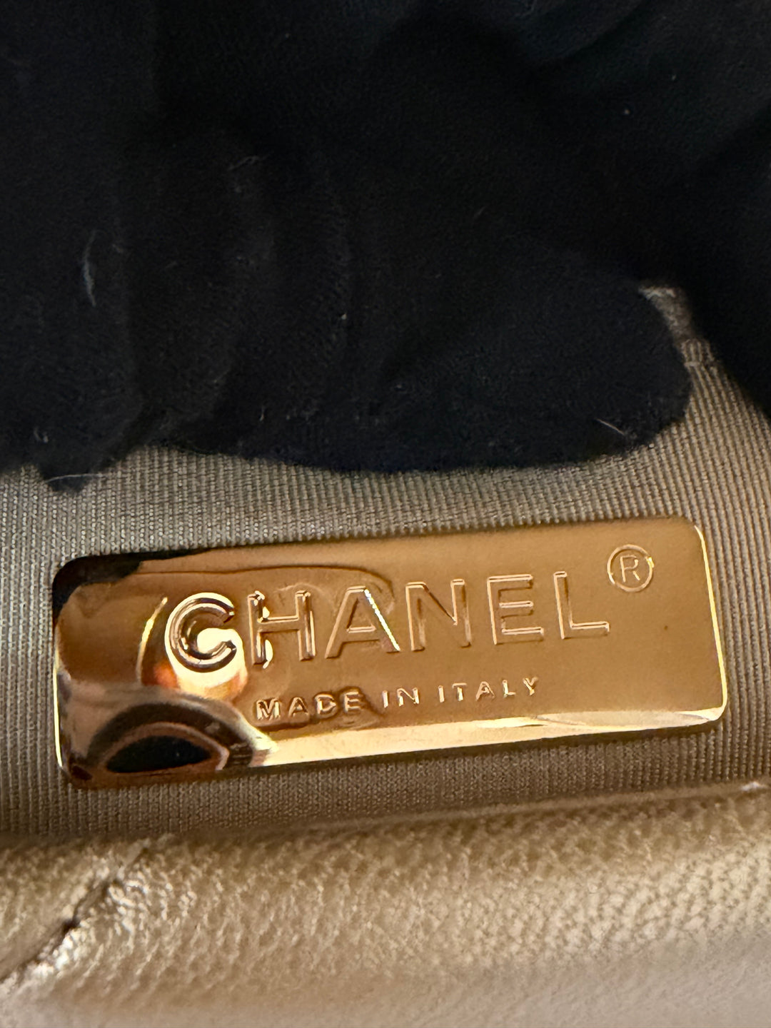 CHANEL series 30 2020 Gold metallic Goatskin 19 size Small with Mixed Hardware