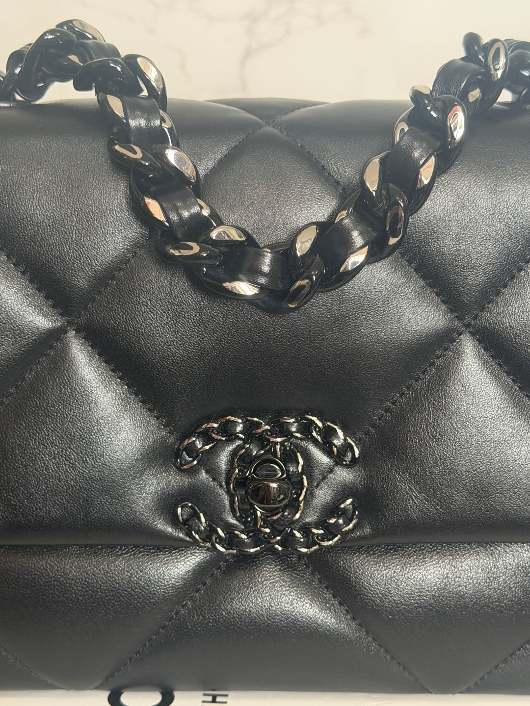CHANEL 22P So Black 19 Black Lambskin Flap Bag size Small 2022