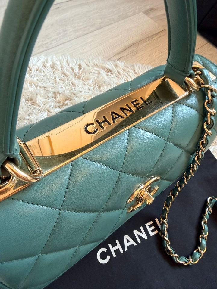 CHANEL Series 26 Green Lambskin LGHW Trendy CC Flap Bag with Top Handle Size SMALL 2018
