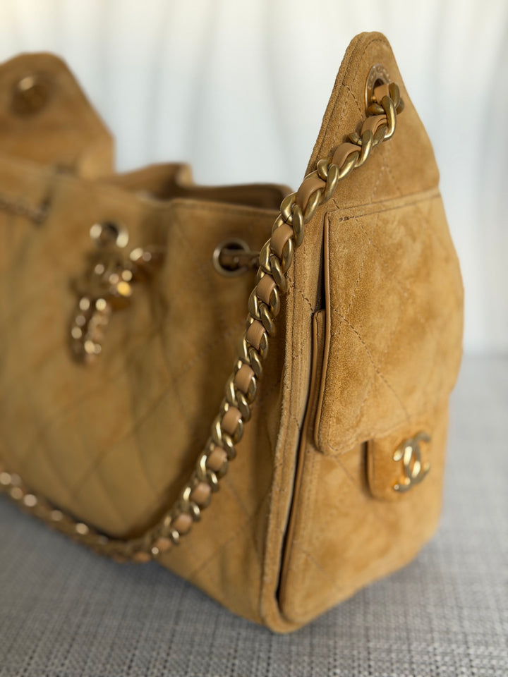 CHANEL 26C Dark Beige Camel Suede U5319 Aged GHW Mini 25 Hobo Bag