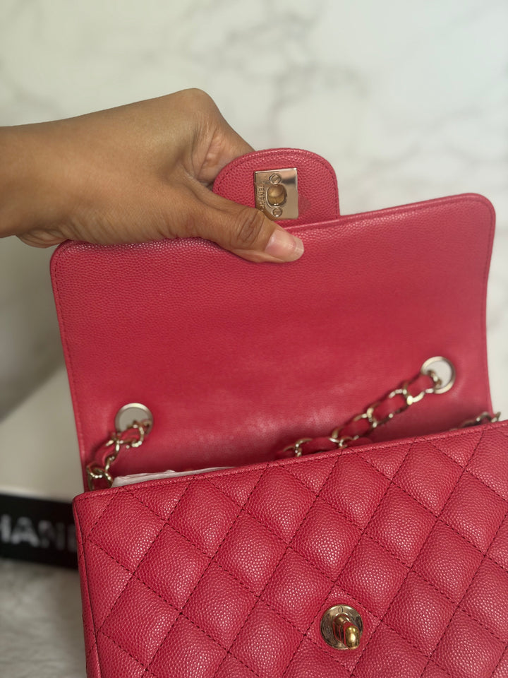 CHANEL 17C series 23 Pink Caviar LGHW Mini Rectangular Flap Bag with edge stitching 2016/2017