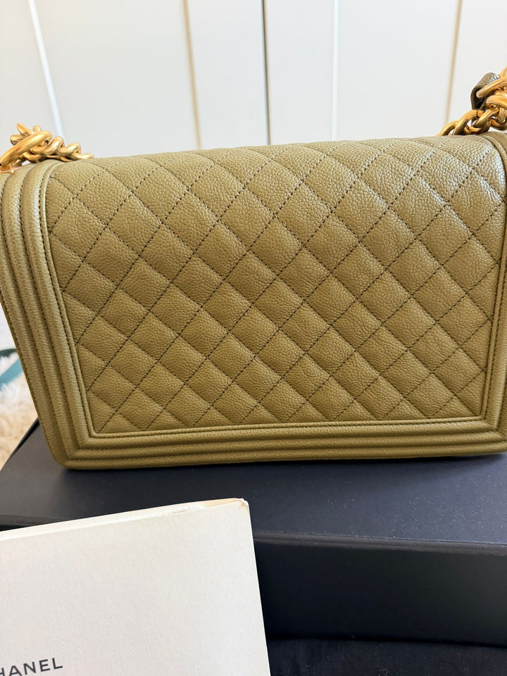 CHANEL series 23 Khaki Green Caviar with Pink lining NEW Medium Le Boy Flap Bag 2016