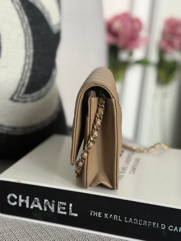 CHANEL 22A Dark Beige Caviar LGHW Classic Wallet on chain (WOC) 2023