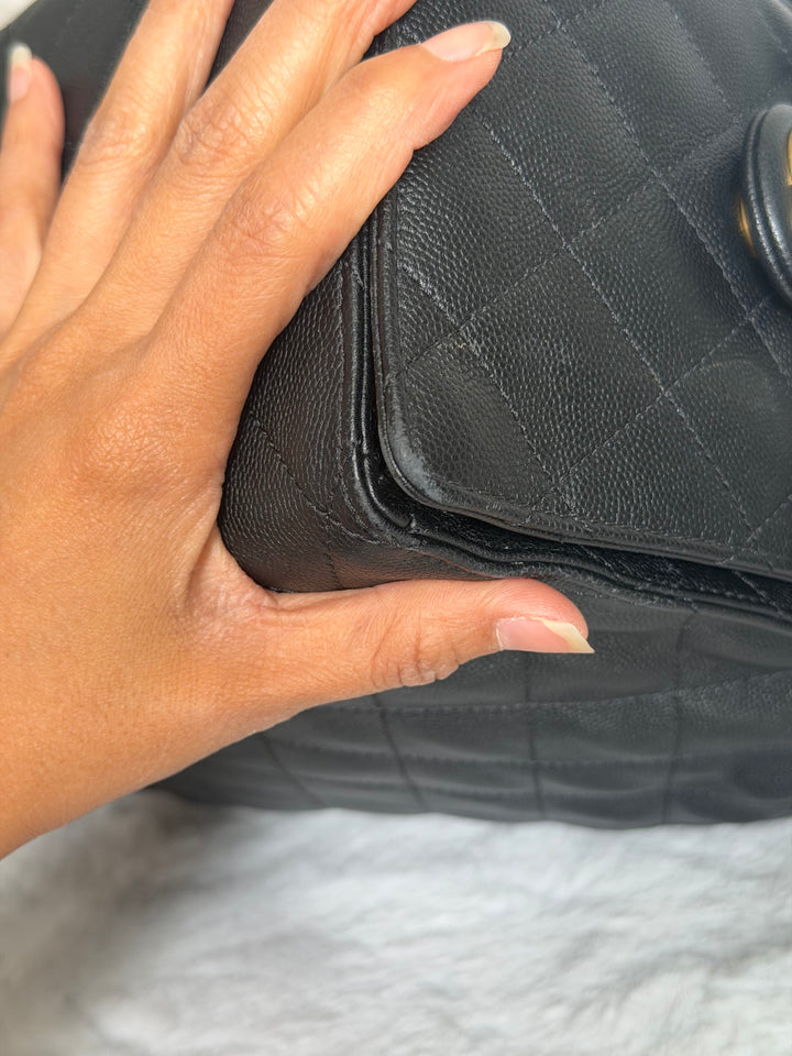 CHANEL Black Caviar aged GHW 25 Hobo Bag size Medium with detachable pouch 2025
