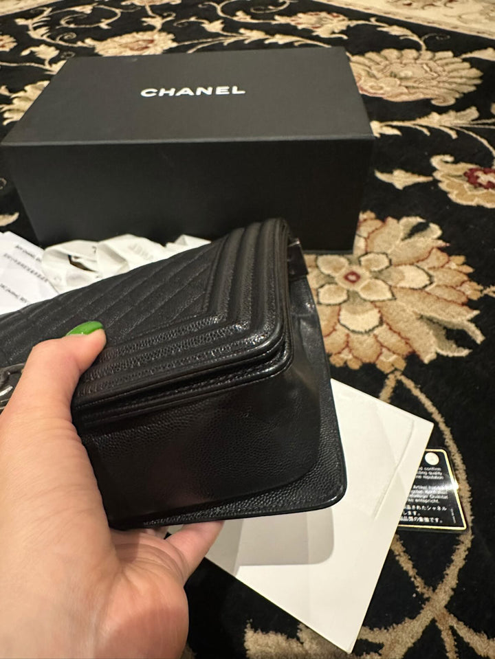 CHANEL series 20 2014/2015 Black Caviar Ruthenium Hardware Old Medium Le Boy Flap Bag