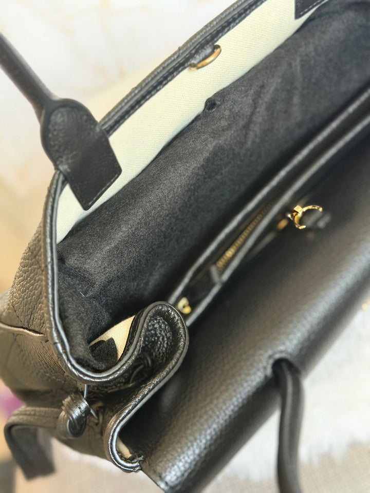 CHANEL 26S Black Caviar GHW East West Hobo Bag Matthieu Blazy SOLD OUT 2026