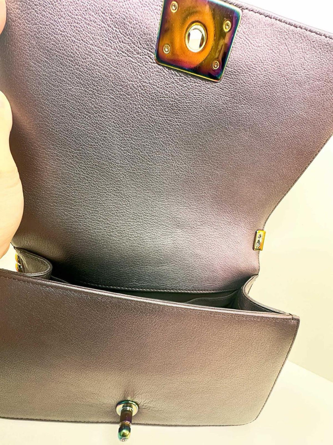 Chanel 16C 2016 Cruise collection series 21 Purple Iridescent Calf skin rainbow mermaid hardware Le Boy Old Medium Flap Bag