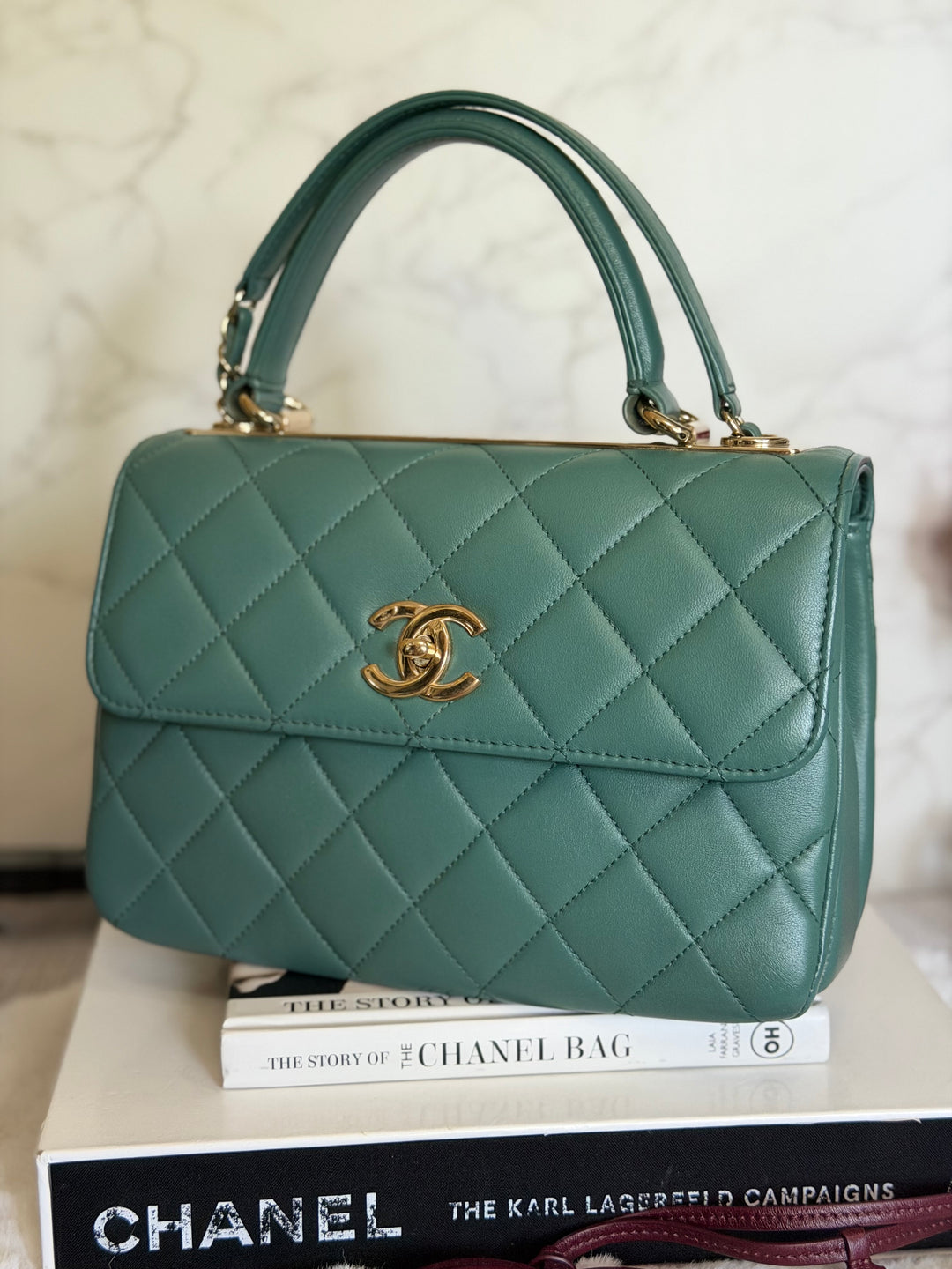 CHANEL series 26 Green Lambskin LGHW Small Trendy CC Top Handle Flap Bag 2018