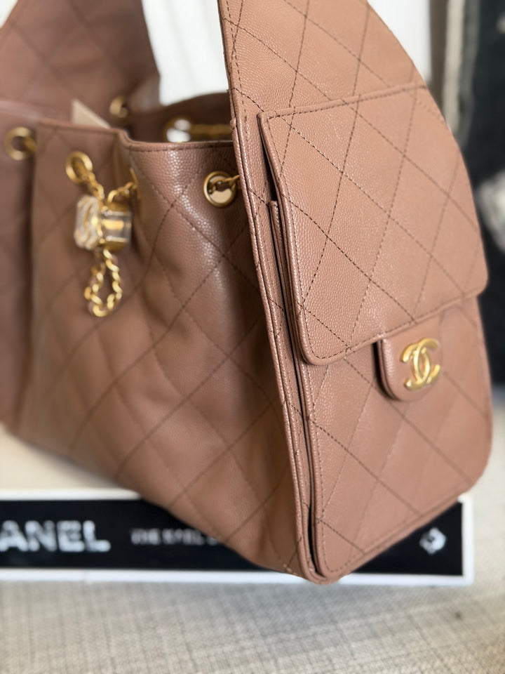 CHANEL 26P collection Brown Caviar 25 Hobo Bag Aged GHW Size SMALL