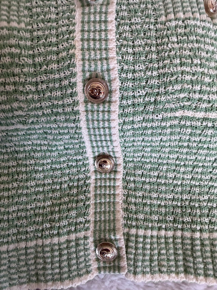 CHANEL 21C Green and White Knitted Cardigan size EU 34 2021