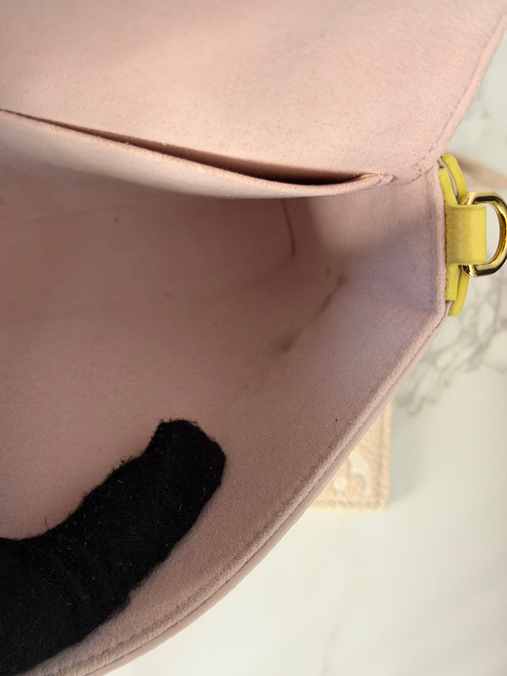 LOUIS VUITTON LV Pochette Felicie 2022 Pink/Beige/Yellow Emprinte Leather