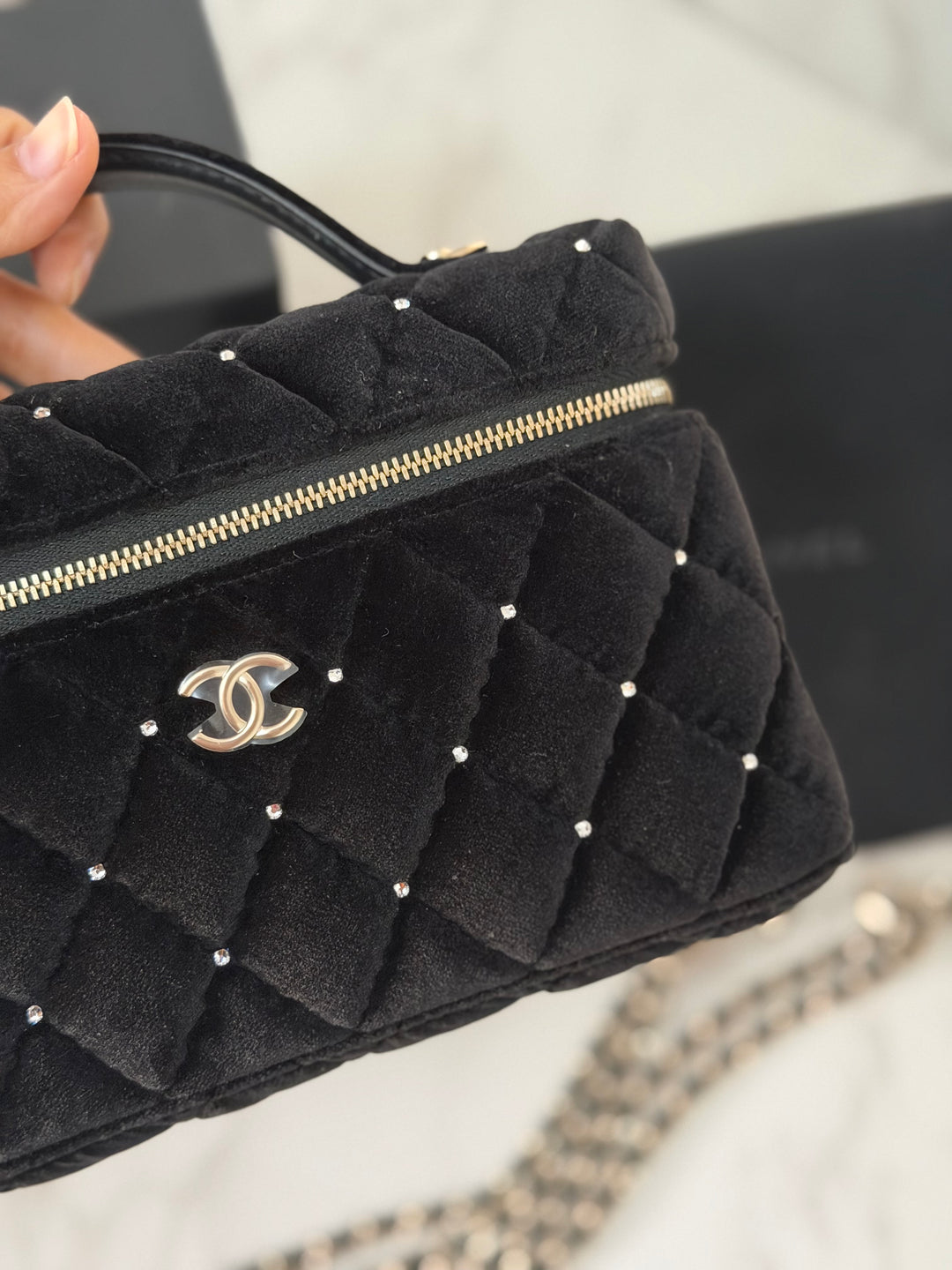 CHANEL 25K 2025 Black Velvet Diamanté Long Vanity with Detachable chain LGHW