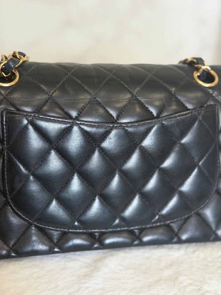 CHANEL Vintage series 11 Black Lambskin 24K GHW Small Timeless Classic Double Flap Bag