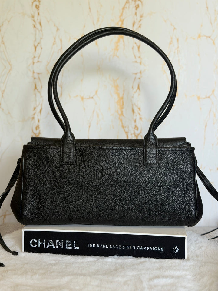CHANEL 26S Black Caviar GHW East West Hobo Bag Matthieu Blazy SOLD OUT 2026