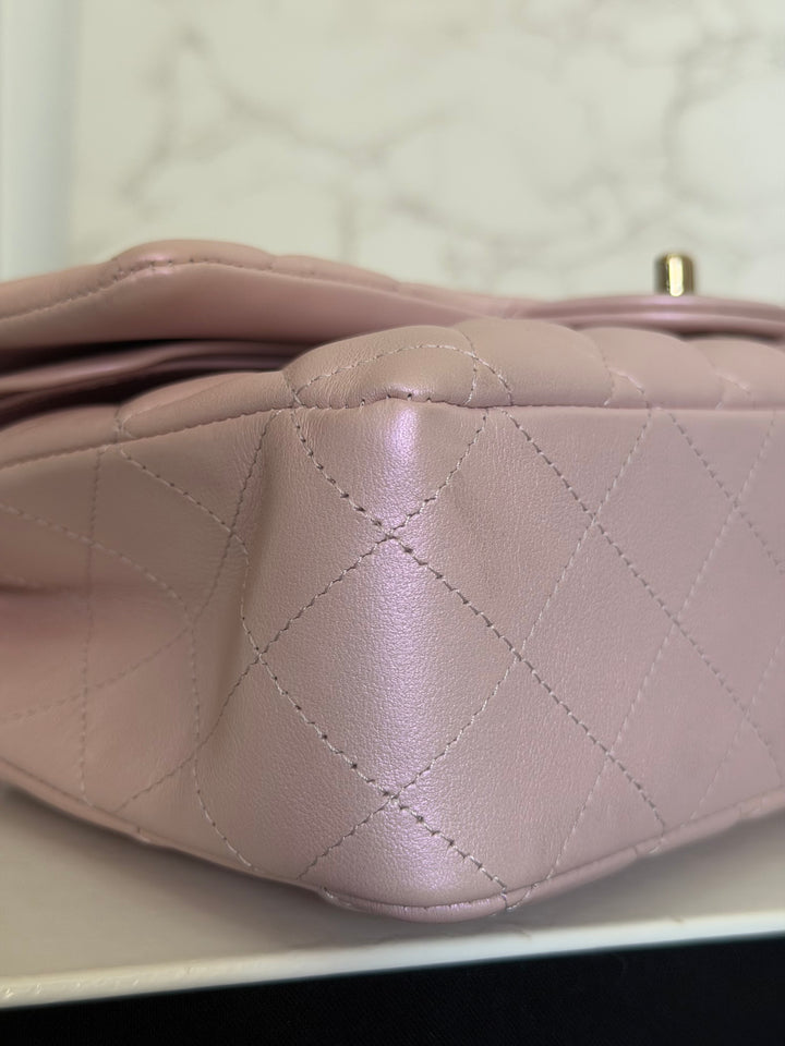 CHANEL 21S iridescent Pink Calf Skin LGHW Medium ML Timeless Classic Double Flap Bag series 31 2021