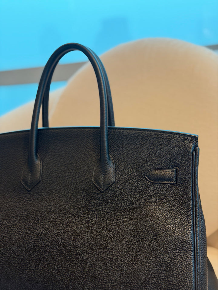 HERMÈS Black Noir Togo Leather PHW Birkin 35 Stamp M in Sq