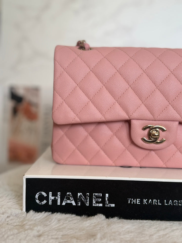 CHANEL 22C Sakura pink Caviar LGHW Medium ML Timeless Classic double flap bag 2022