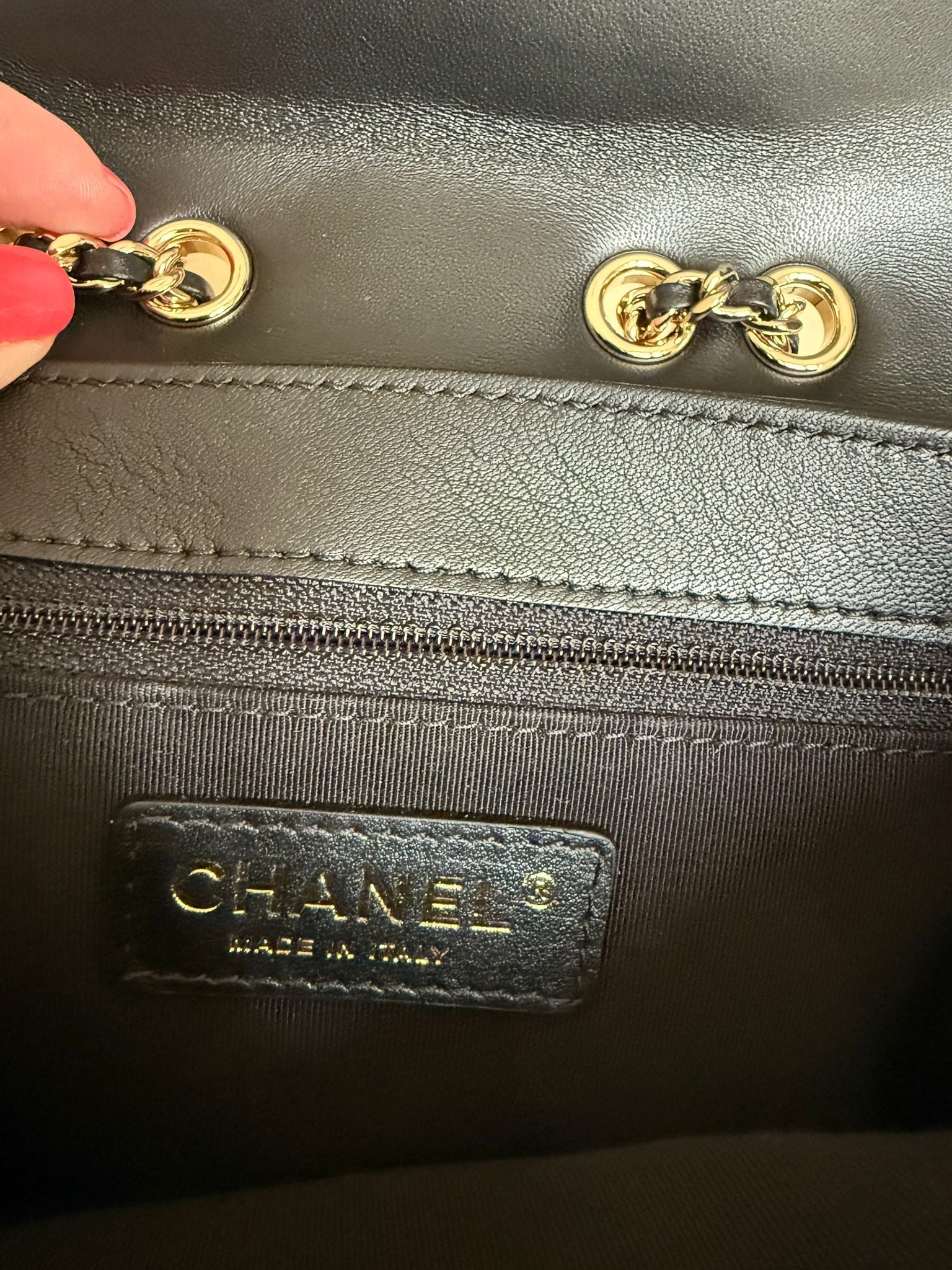 Chanel Bag Chanel Boy Seasonal Chanel Series 26 2018 Lovely Day