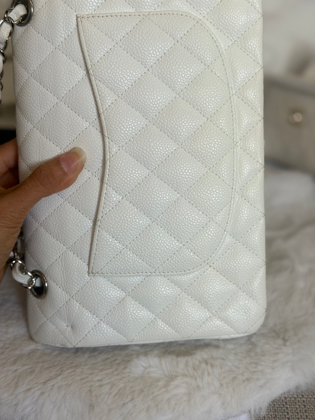 CHANEL series 12 Vintage White Caviar SHW Medium ML Timeless Classic Double Flap Bag 2009