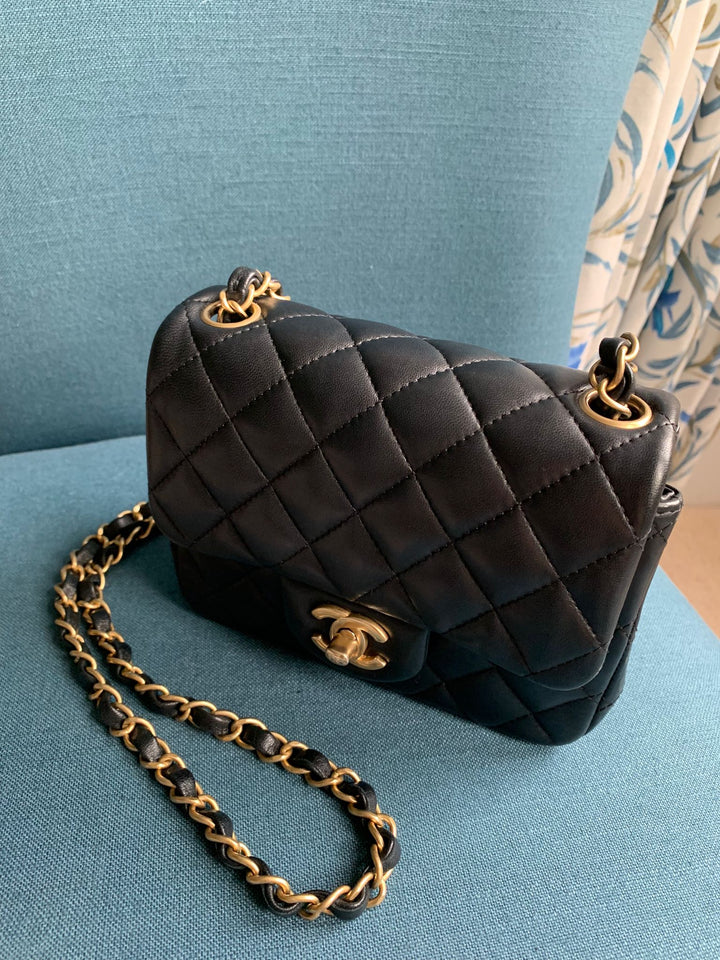 Chanel series 27 Black Lambskin LGHW Square Mini Flap Bag