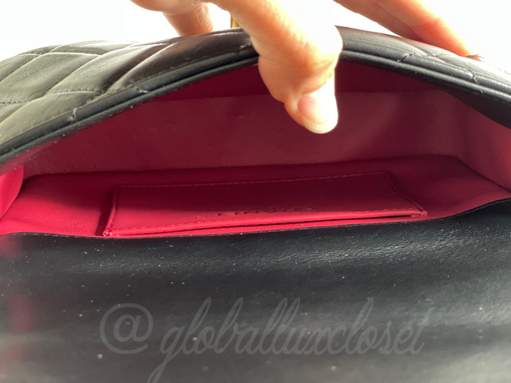 Chanel 22P Black Lambskin GHW Square mini flap bag