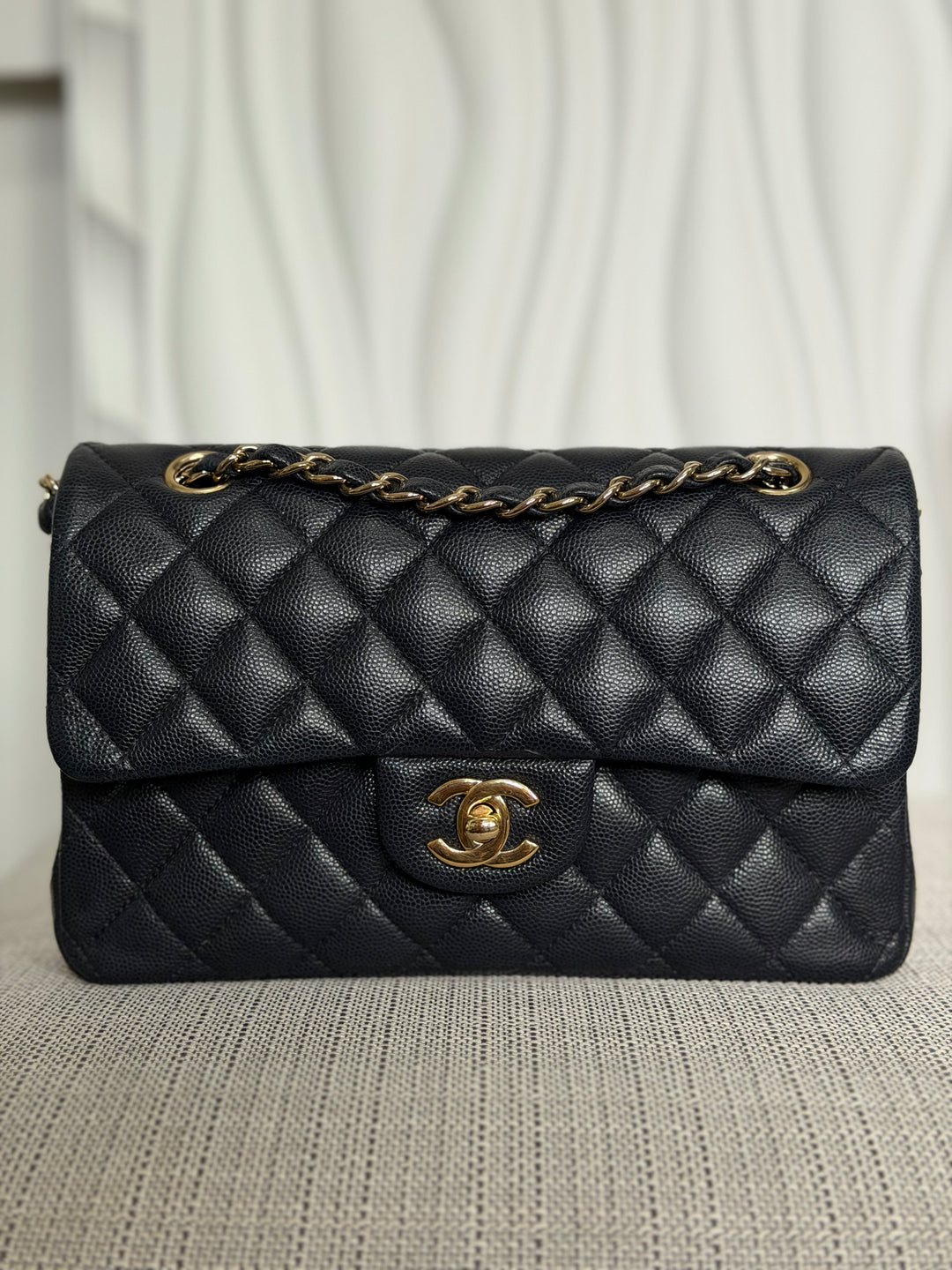 CHANEL series 30 Dark Navy Caviar LGHW Small Timeless Classic Double Flap Bag 2020