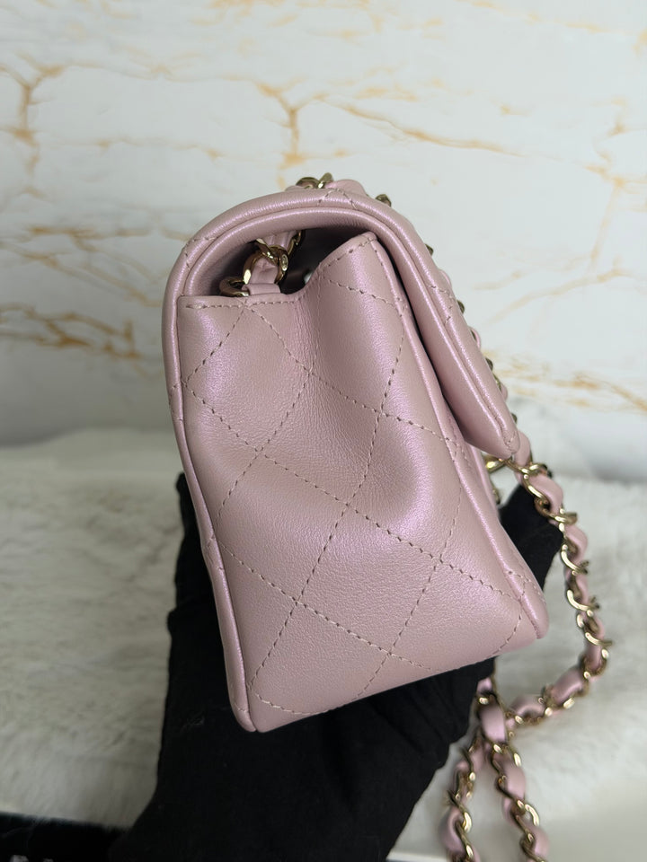 CHANEL 21S Light Pink Calf Skin LGHW Mini rectangular flap bag series 31 2021 *super rare*