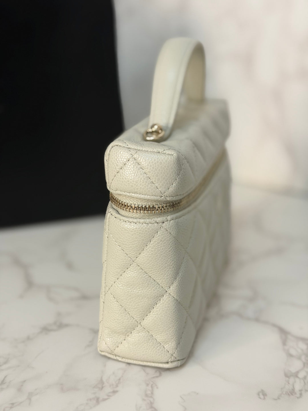 CHANEL 25B 2025 Light Grey Caviar LGHW Long Vanity Bag with Detachable Chain