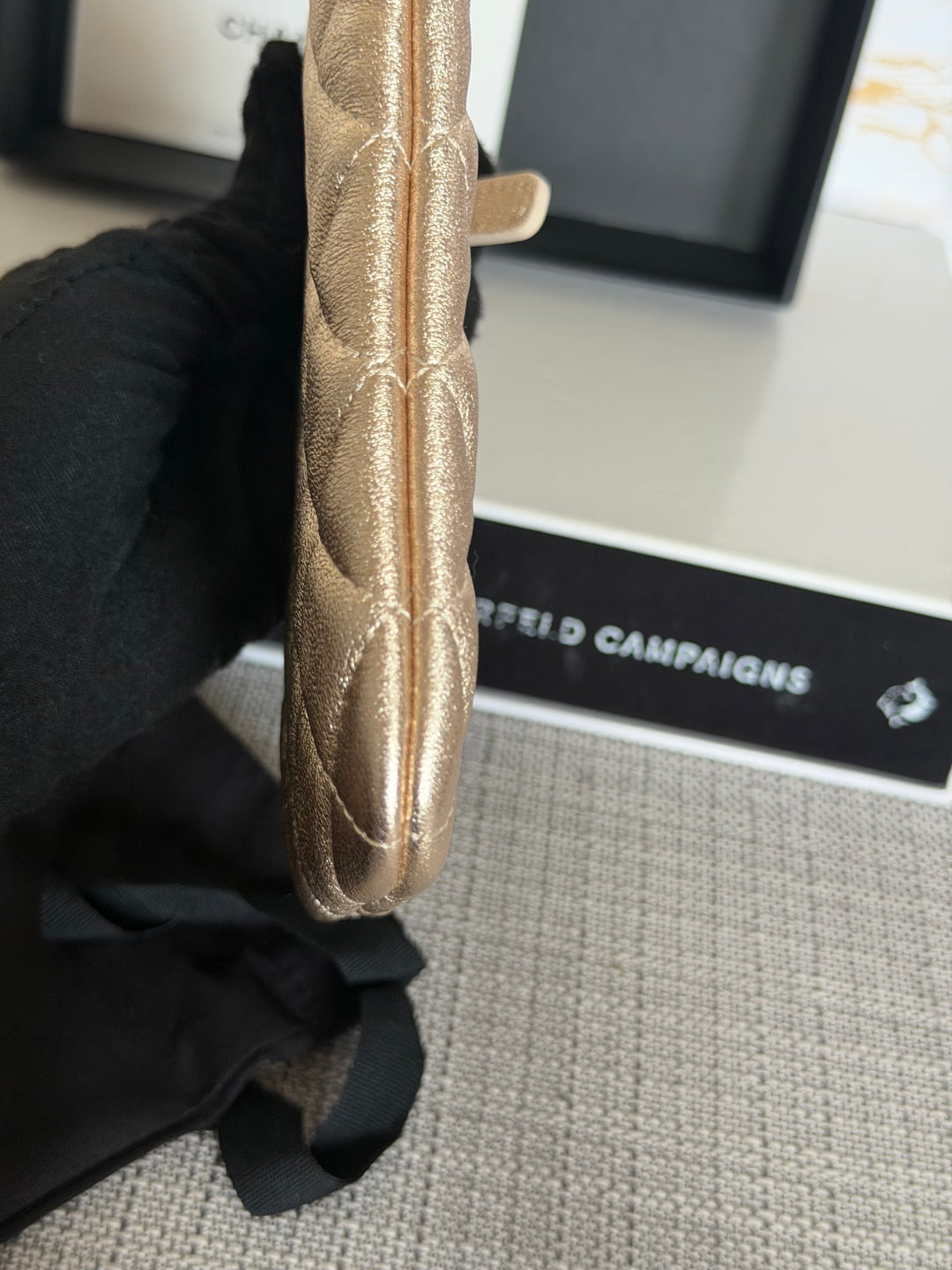 CHANEL 21P Metallic Gold Lambskin LGHW Mini O Case Pouch 15 cms