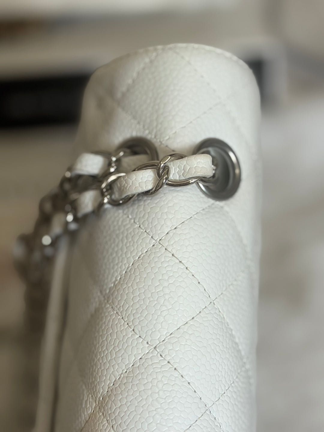 CHANEL series 12 Vintage White Caviar SHW Medium ML Timeless Classic Double Flap Bag 2009