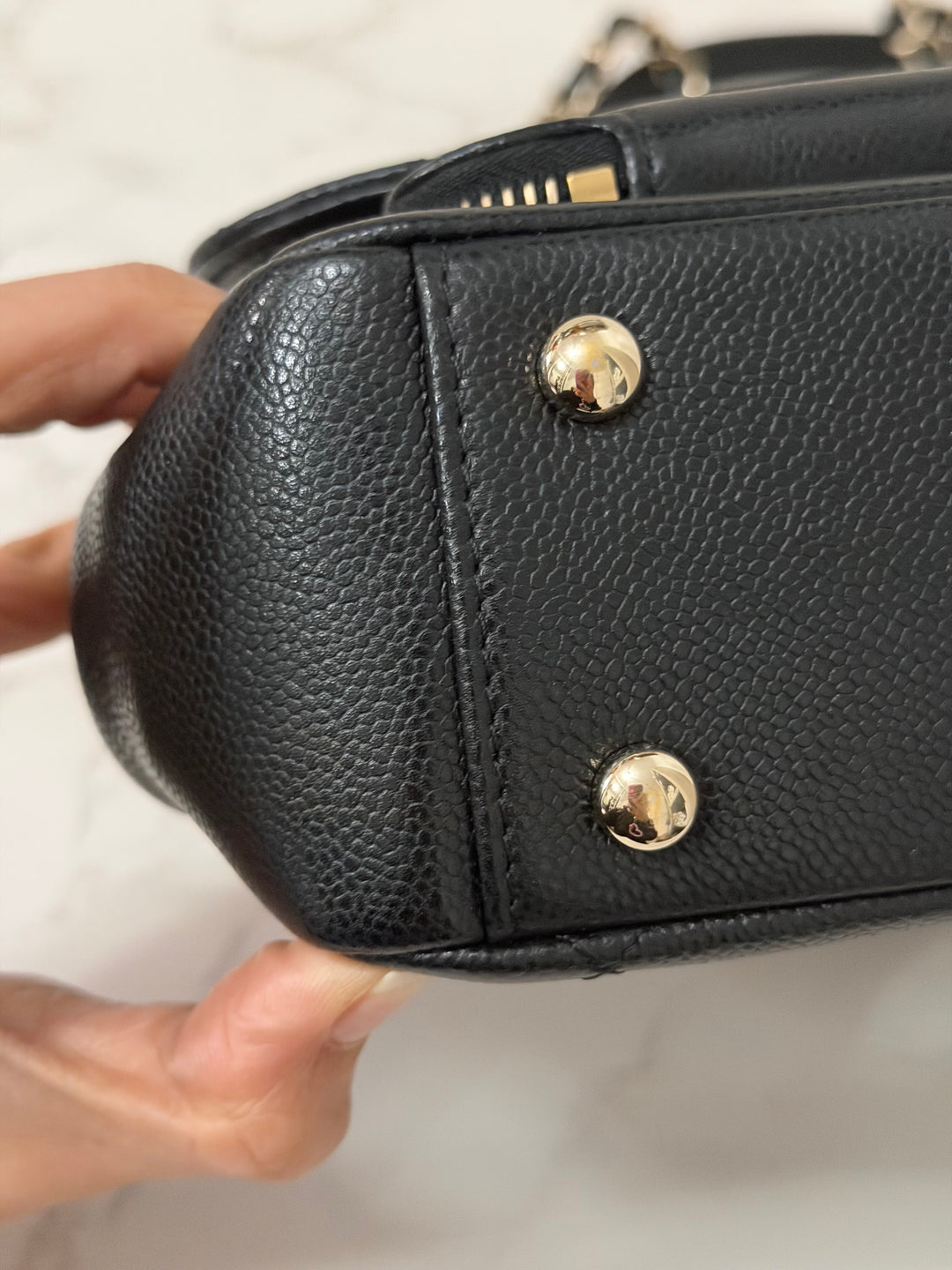 CHANEL Black Caviar LGHW Medium Business Affinity Flap Bag Microchipped