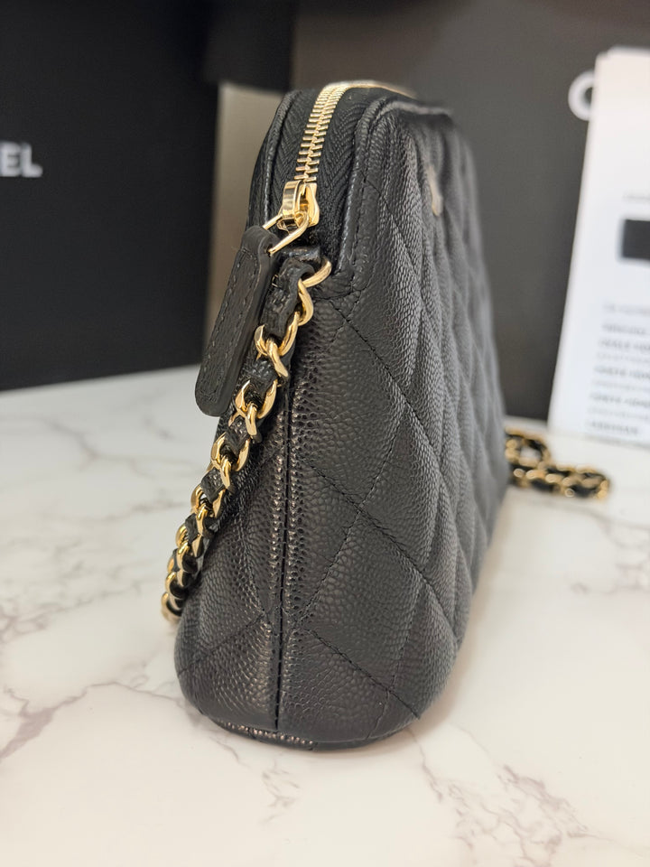 CHANEL Black caviar LGHW Vanity Bag with Chain