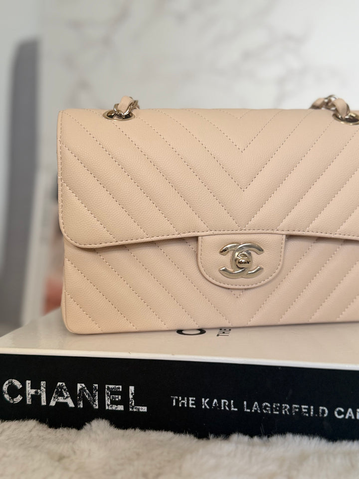 CHANEL series 31 Beige Caviar LGHW Chevron Small timeless Classic double flap Bag 2020/2021