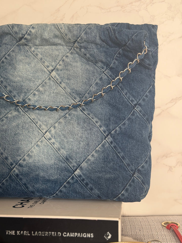 CHANEL Denim 22 Hobo Bag size Medium SHW with detachable pouch 2022