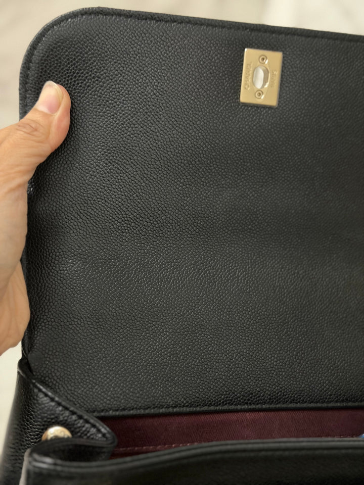 CHANEL Black Caviar LGHW Medium Business Affinity Flap Bag Microchipped