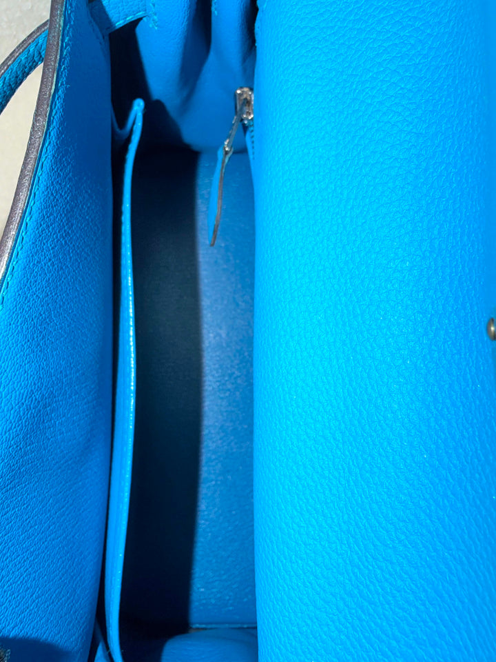 HERMÈS Bleu Zanzibar Togo Leather PHW Kelly 25 Stamp A 2018