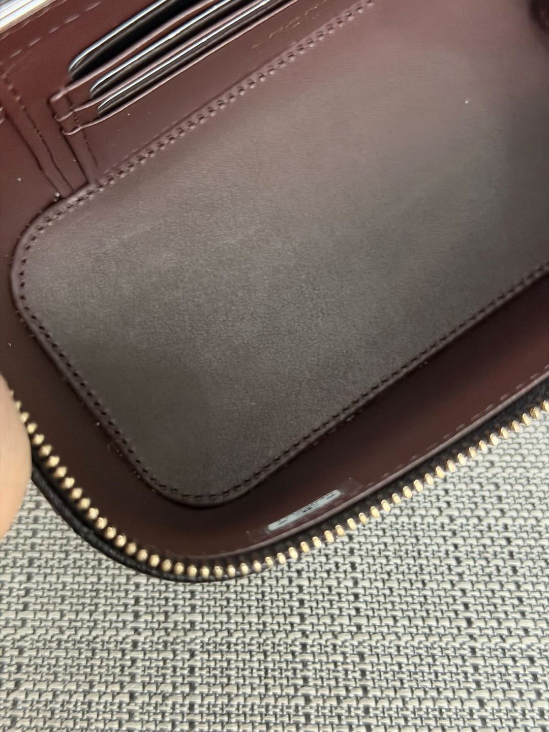 CHANEL Black Caviar LGHW Small Vanity with chain