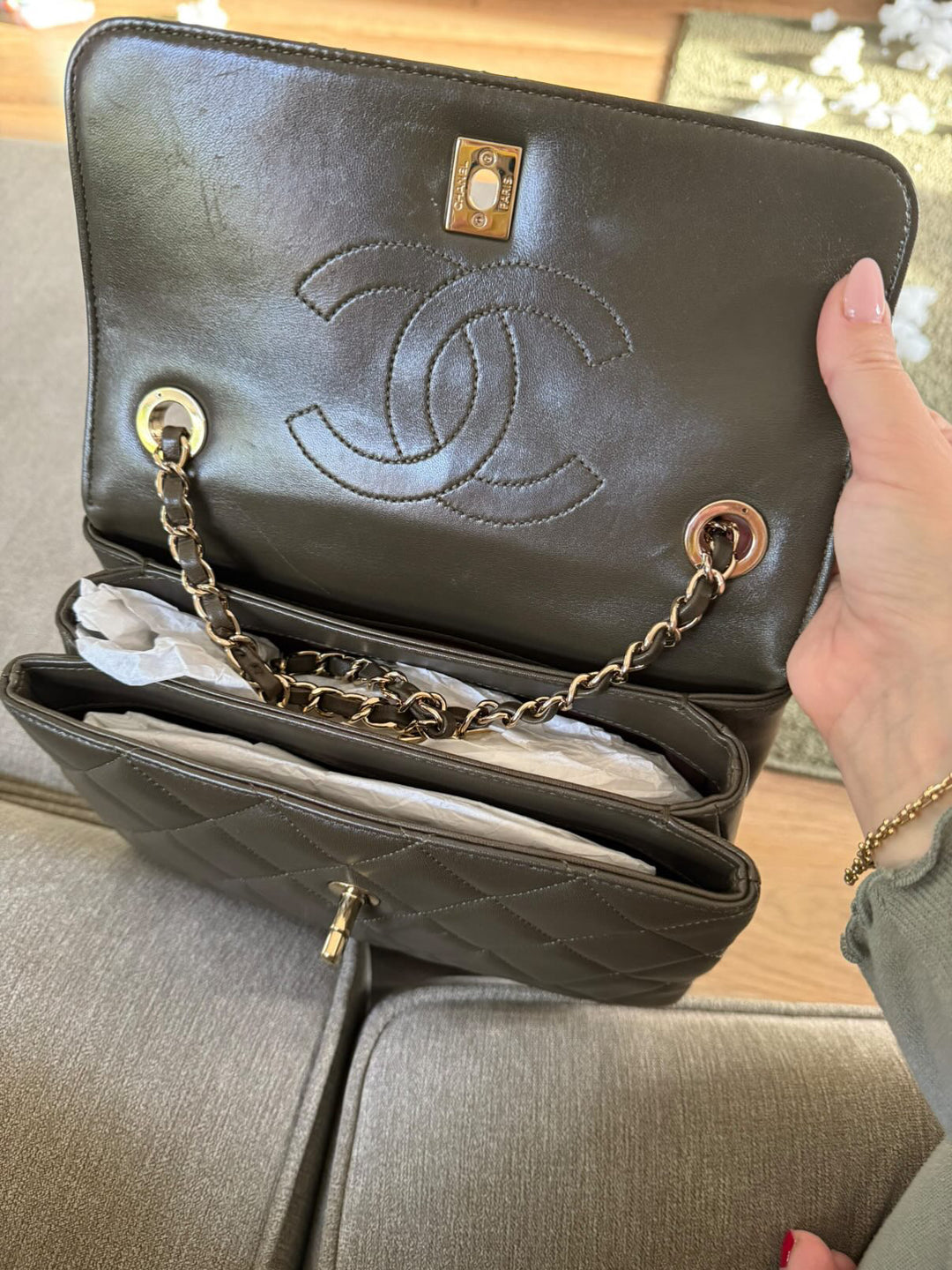 CHANEL series 23 2016 Khaki Green Lambskin LGHW Trendy CC Flap bag size Small with detachable chain