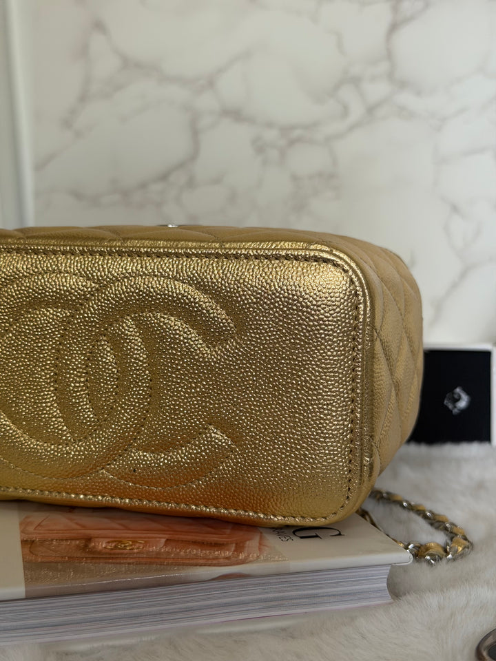 CHANEL 26A Métiers d’art Gold Caviar SHW Small Vanity Top Handle 2026